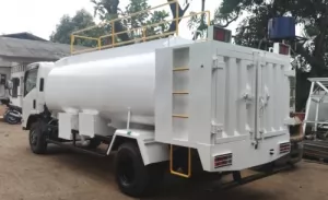  Karoseri20230622-034715- Karoseri Fuel Truck Mining Berpengalaman.webp